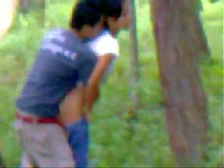 Desi young woman outdoor fucking with suitor